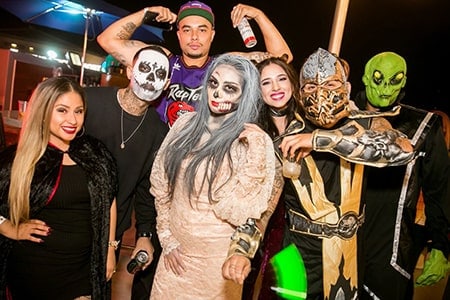 location-costumes-halloween-party-lyon Location costume Halloween Lyon