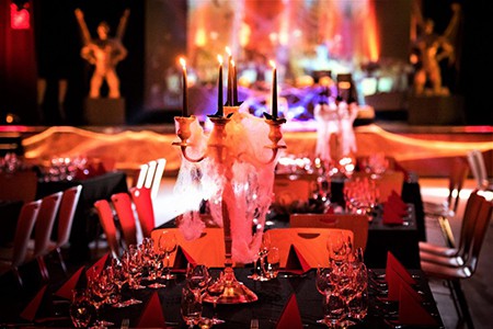 soiree-halloween-entreprise décoration table soirée halloween entreprise