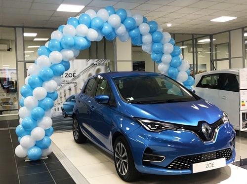 Arche de ballons bleue et blanche