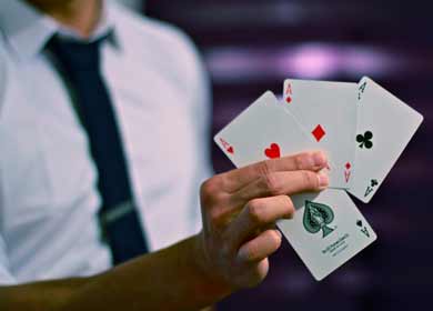 Magicien particuliers close up mariage anniversaire baptême