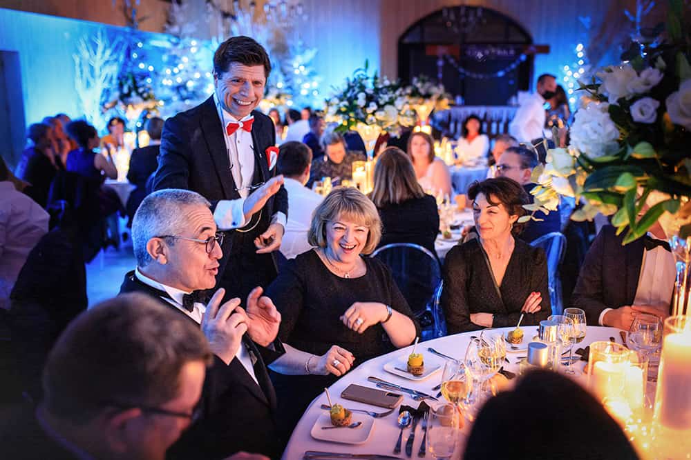 Magicien close up soirée d'entreprise Lyon