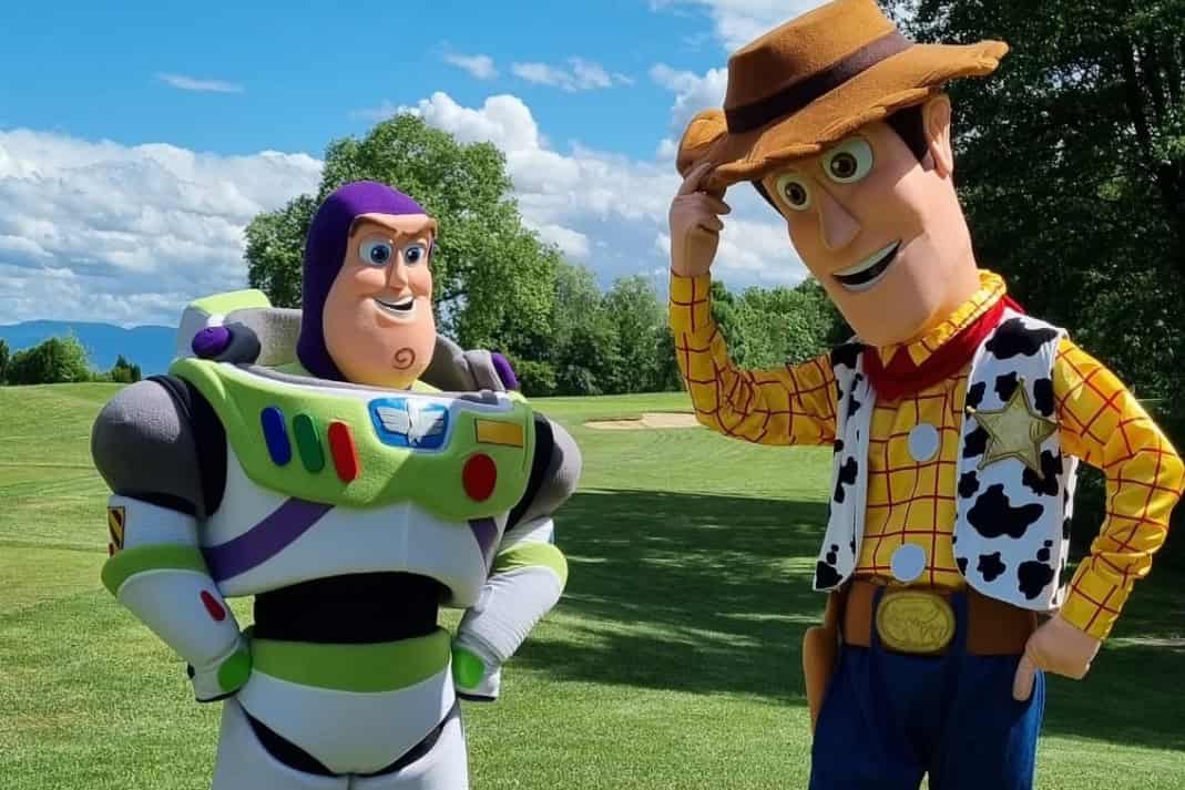 location-mascotte-buzz-l-eclair-to-story-lyon Location mascotte buzz l'éclair et woody Toy Story Lyon